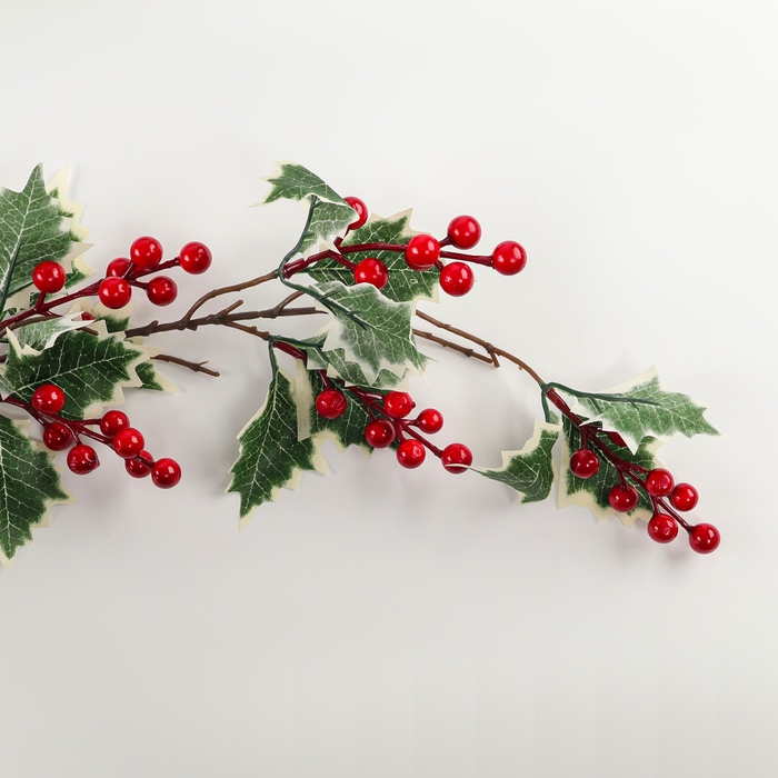 Лиана с ягодками &laquo;Мечта&raquo;, 200 &times; 17 &times; 14 см