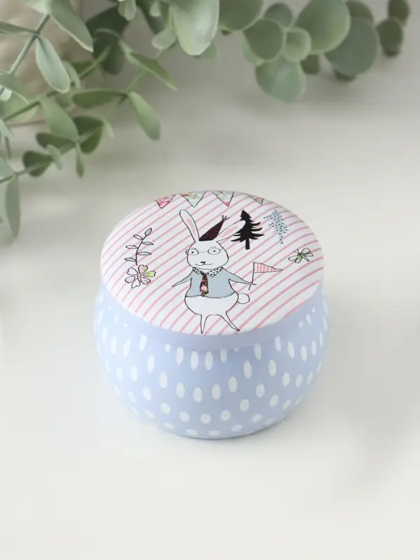 Шкатулка металл круглая "Нарисованные кролики" 7х7х5 см