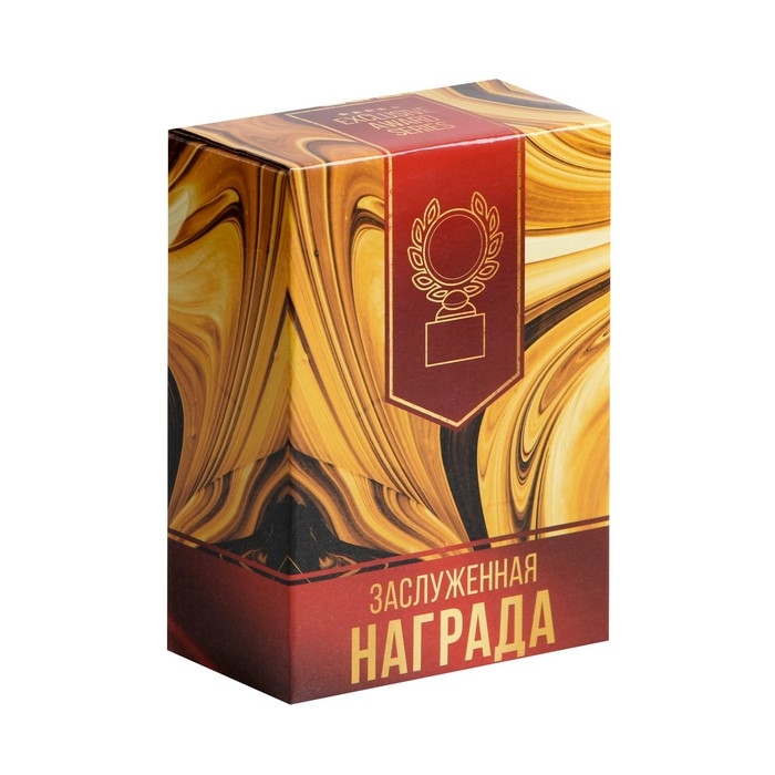 Кубок &laquo;Лучшие родители на свете&raquo;, наградная фигура, пластик, золото, 13 х 8 х 5 см.