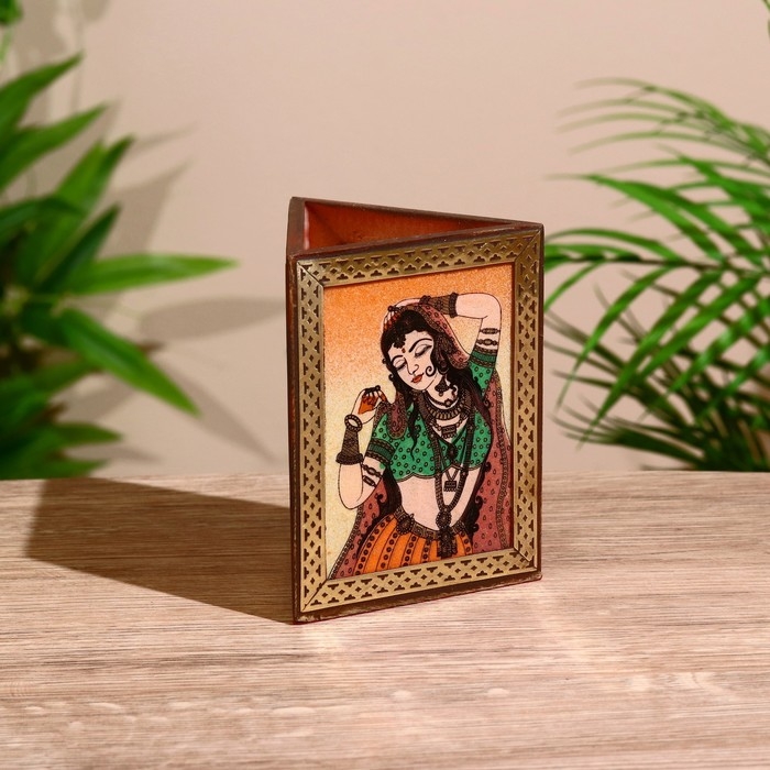 Подставка под карандаши "Индия" дерево шишам 9х9х11,5см МИКС