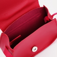 Сумка детская для девочки на магните, цвет малиновый