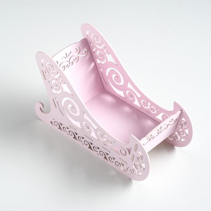 Кашпо деревянное, 23&times;10&times;14 см "Новогоднее. Санки", подарочная упаковка, розовая пастель