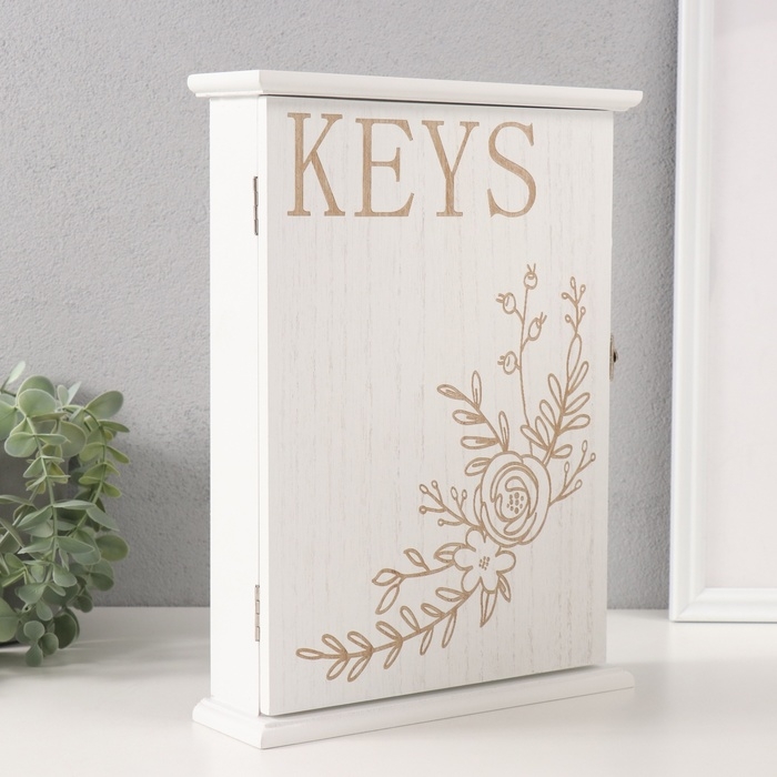 Ключница дерево 6 крючков "Веточка цветочная" состаренный белый 6х22х30 см