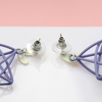 Серьги металл «Звёздочки» объемные, цвет бело-фиолетовый Серьги металл «Звёздочки» объемные, цвет бело-фиолетовый