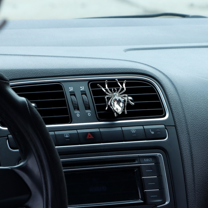 Украшение в дефлектор автомобиля, Паук, ароматизатор, 5.4&times;5.4 см, белый