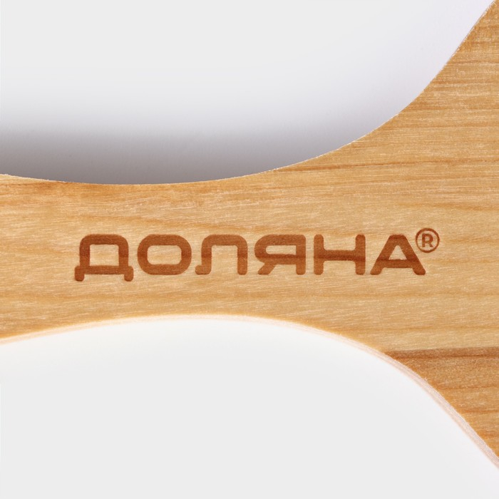 Доска для подачи шотов с ручкой, 60&times;9&times;1,8 см, на 8 рюмок, диаметр ячеек 3,9 см, с пропиткой, берёза