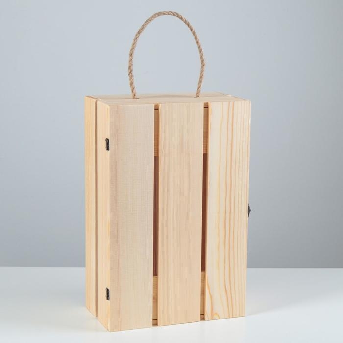 Ящик деревянный 35&times;23&times;13 см подарочный с реечной крышкой на петельках с замком