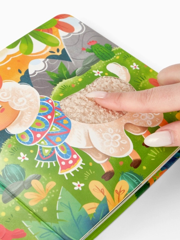 Трогательная книга "Зоопарк. Потрогай меня!"