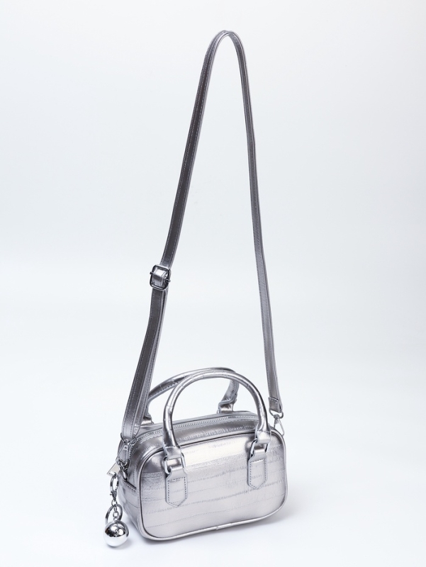 Сумка женская, 20*9*12, отд на молнии, длин ремень, серебро