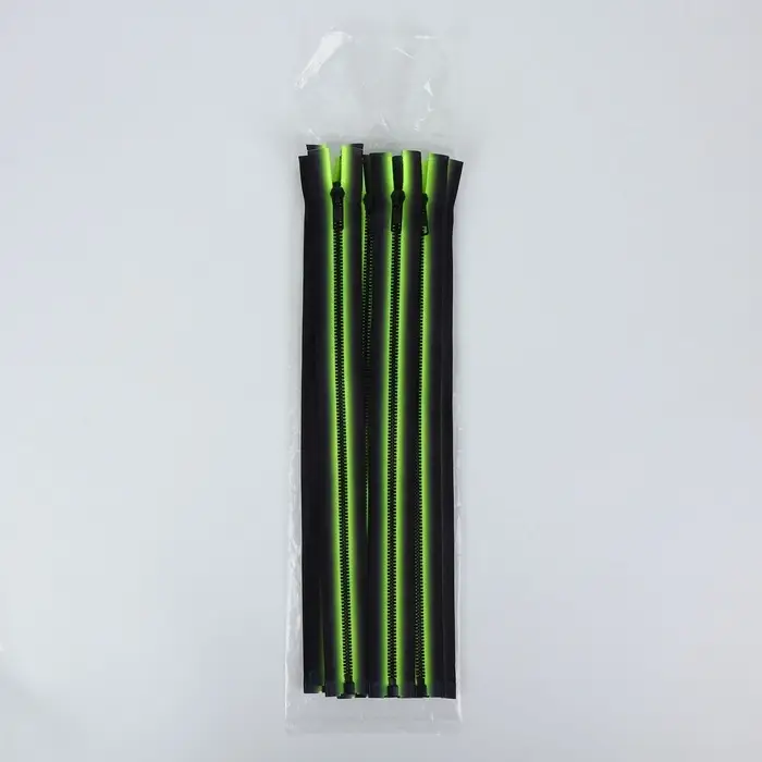 Молния &laquo;Трактор&raquo;, №5, разъёмная, замок автомат, 35 см, зелёная, чёрная