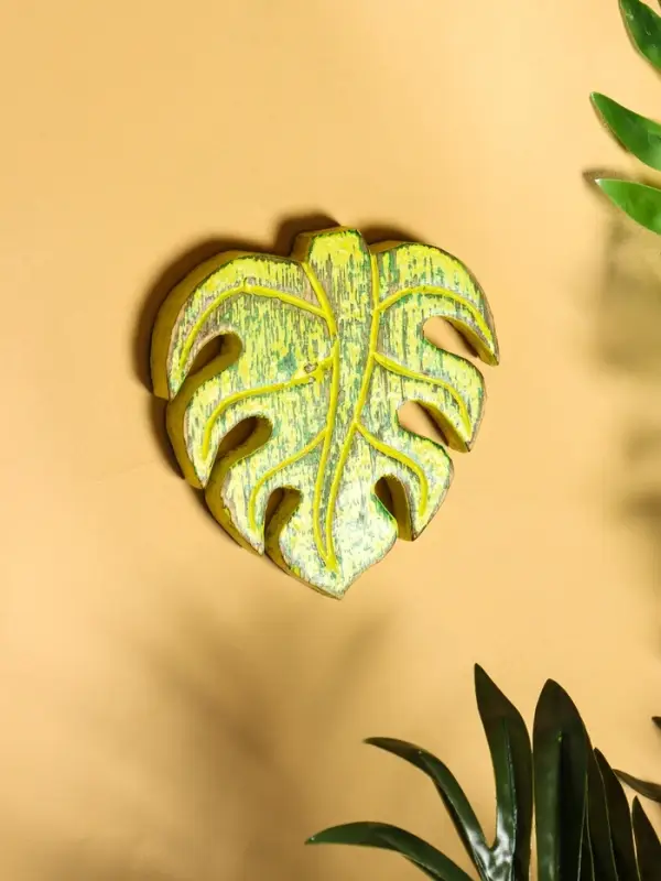 Панно "Лист" дерево 12х13х1 см, цв. зелёный