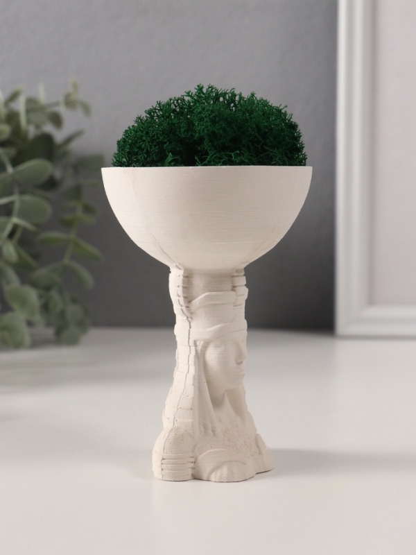 Кашпо бетонное "Египтянка" высота 10см, диаметр 7см белый со мхом (мох зелеый стабилиз)