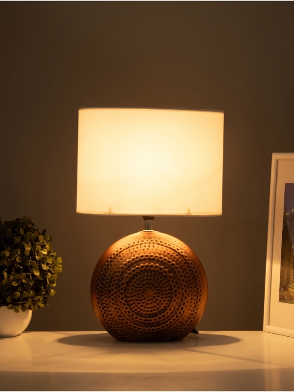 Настольная лампа "Аико" 1х15Вт Е14 коричневый 25х15х37см