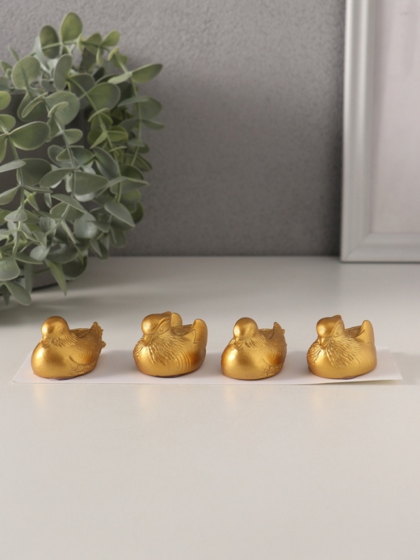 Сувенир полистоун "Уточки-мандаринки" золото набор 4 шт 4,8х3х2,8 см