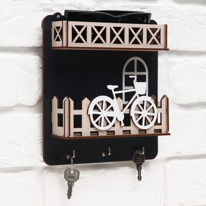 Ключница настенная с полкой и карманом, велосипед, 19,2 х 20 см. Ключница настенная с полкой и карманом, велосипед, 19,2 х 20 см.