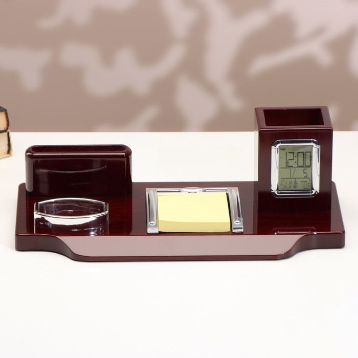 Набор настольный канцелярский 4в1 с часами Набор настольный канцелярский 4в1 с часами