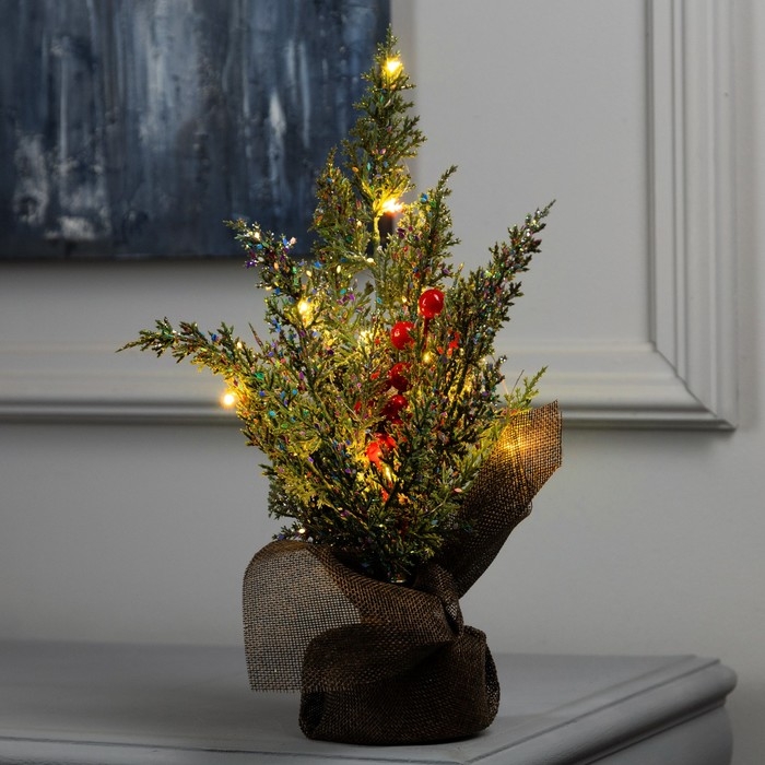 Фигура светодиодная &laquo;Ель и ягоды&raquo; 30 x 23 x 20 см, 10 LED, батарейки AG13x3 (в комплекте), свечение тёплое белое