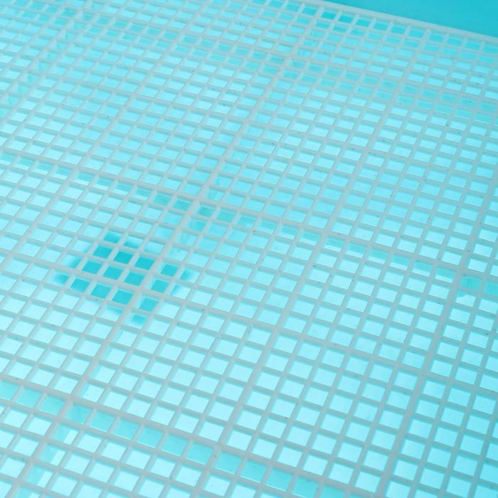 Туалет для собак с высокими бортами и съемной сеткой 42х41х16 см, голубой