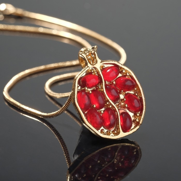 Кулон &laquo;Гранат&raquo;, цвет бордовый в золоте, L= 45 см