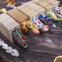 Сувенирный музыкальный инструмент "Трещотка крокодил пятнистый" дерево 4x27x9 см МИКС