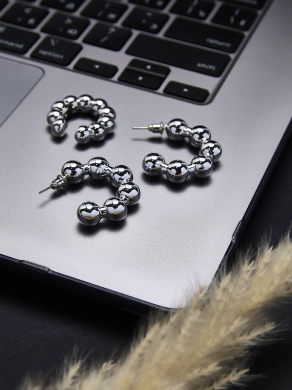 Набор серьги и каффы 3 шт &laquo;Бублики&raquo; дутые, цвет серебро