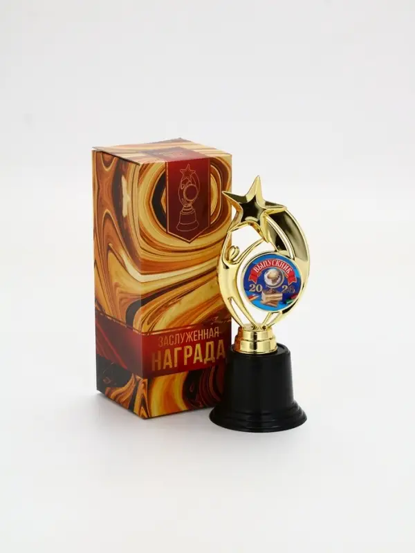 Фигура звезда на черной подставке на Выпускной "Выпускник 2026", 7 х 18,2 см