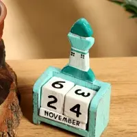 Календарь настольный &laquo;Маяк&raquo;, 7&times;4&times;11 см, дерево, бело-бирюзовый