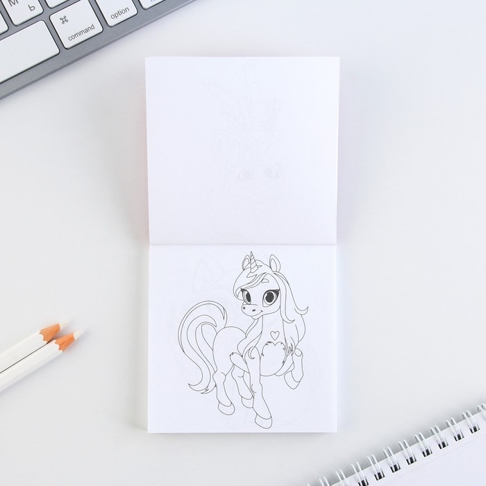 Подарочный набор: блокнот-раскраска и восковые мелки &laquo;С 8 марта&raquo;