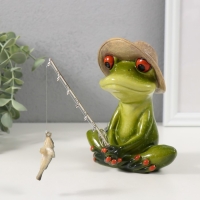 Сувенир полистоун лак "Лягушонок-рыбачок" 15,5х11,8х13,8 см
