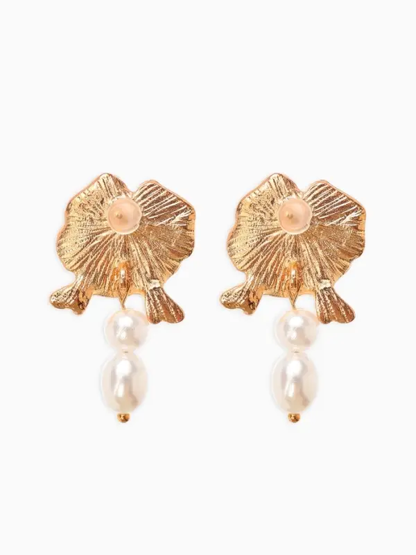 Серьги "Цветок кувшинки", цвет белый в золоте