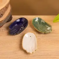 Подставка под благовония "Ладонь Будды" керамика, цв. МИКС, 10х6х2 см