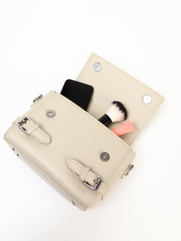 Сумка женская, 22*11*17, отд на молнии, длин ремень, серый