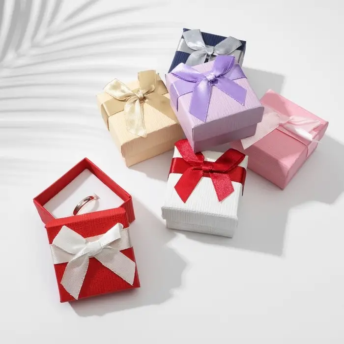 Коробочка подарочная под кольцо/серьги &laquo;Моменты&raquo;, 5&times;5 (размер полезной части 4.5&times;4.5 см), МИКС, вставка белая