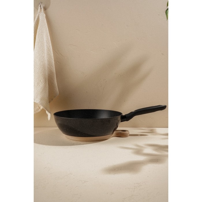 Сковорода алюминиевая с высоким бортом SL Home, d=28 см, h=7,5 см, антипригарное покрытие, индукция, цвет чёрный Сковорода алюминиевая с высоким бортом SL Home, d=28 см, h=7,5 см, антипригарное покрытие, индукция, цвет чёрный