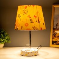 Настольная лампа "Аэлита" E14 15Вт белый 20х20х30 см RISALUX Настольная лампа "Аэлита" E14 15Вт белый 20х20х30 см RISALUX