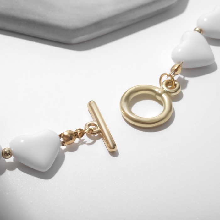 Колье «Перламутр» сердца, цвет белый в золоте, 42см Колье «Перламутр» сердца, цвет белый в золоте, 42см