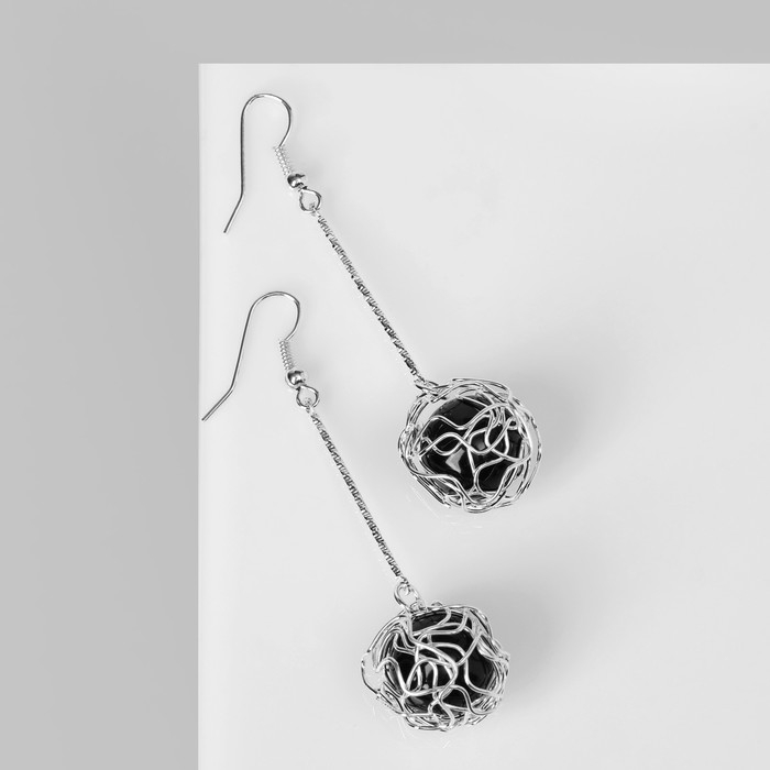 Серьги висячие &laquo;Шар плетёный&raquo;, цвет чёрный в серебре, 6,5см