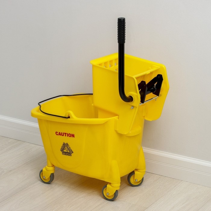 Тележка уборочная с механическим отжимом, 32 л, цвет жёлтый Тележка уборочная с механическим отжимом, 32 л, цвет жёлтый