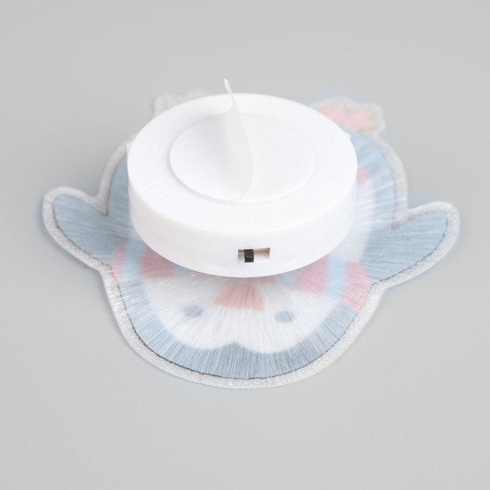 Светодиодная игрушка на липучке «Пингвин» 7.5 × 8 см, батарейки LR44х3 (в комплекте), свечение мульти Светодиодная игрушка на липучке «Пингвин» 7.5 × 8 см, батарейки LR44х3 (в комплекте), свечение мульти