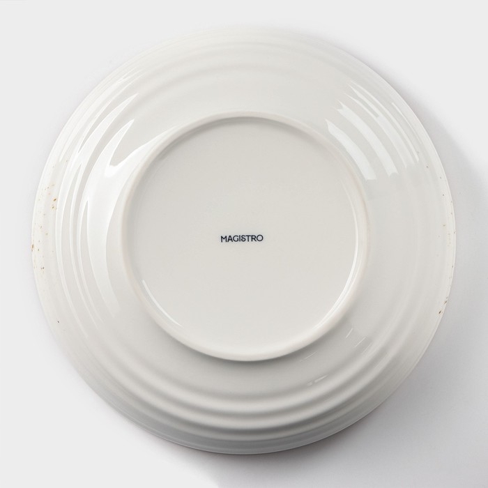 Тарелка фарфоровая глубокая Magistro &laquo;Церера&raquo;, 1,1 л, d=22 см, цвет белый