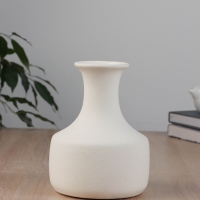 Ваза керамика настольная "Хелле" классик, d-7см, h-17х12,5 см, белый