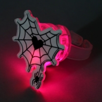 Кольцо детское с огоньком на Хэллоуин, МИКС, безразмерное. Кольцо детское с огоньком на Хэллоуин, МИКС, безразмерное.
