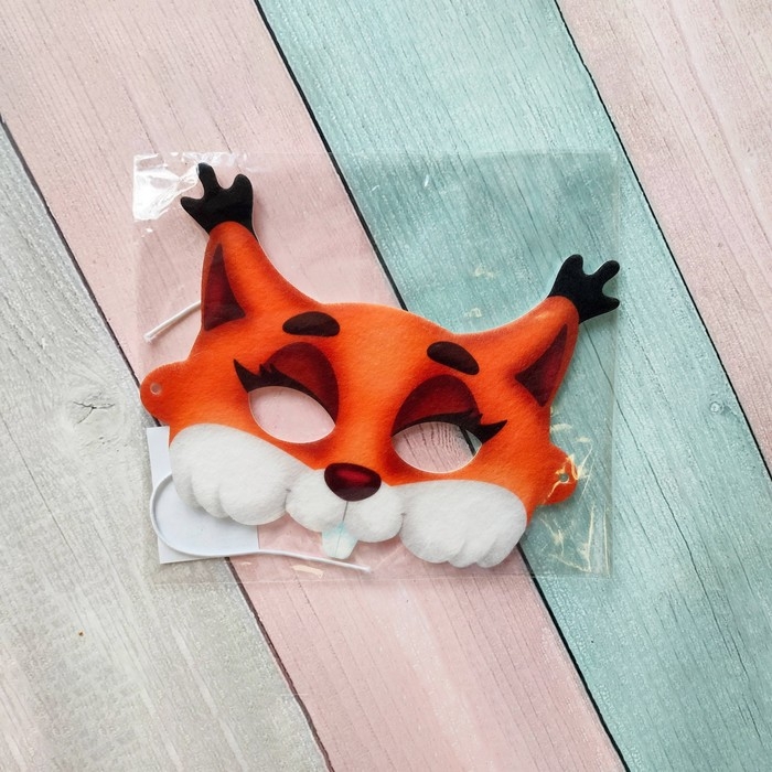 Кукольный театр. Маска &laquo;Белочка&raquo;