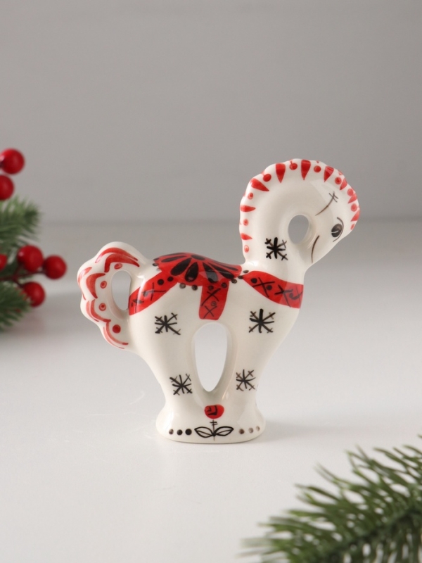 Статуэтка фарфоровая "Лошадь Классика", /авторская роспись О.Огородниковой/  10 см