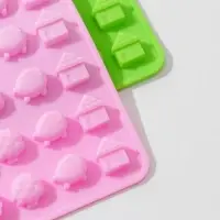 Форма для мармелада &laquo;Домик в лесу&raquo;, силикон, 21&times;13,7&times;1 см, 60 ячеек, цвет МИКС