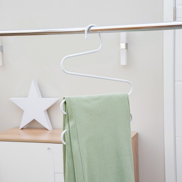 Вешалка для брюк и юбок &laquo;Змейка&raquo;, 29,5&times;35 см, цвет МИКС