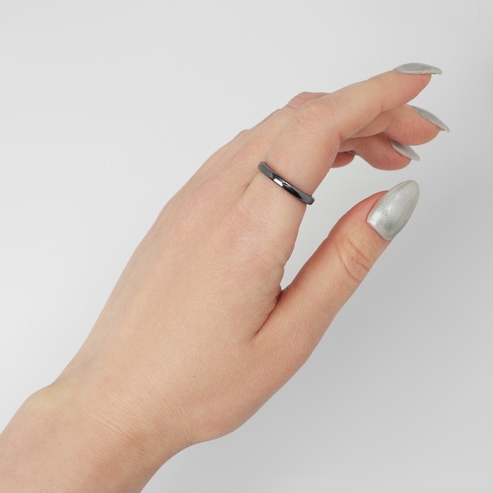 Кольцо &laquo;Ночь&raquo; под гематит, узкое, цвет чёрный, размер 17