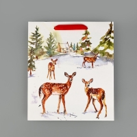 Пакет подарочный новогодний ламинированный &laquo;Прогулка в зимнем лесу&raquo;, M 30 х 26 х 9 см, Новый год