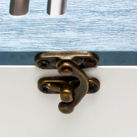 Ключница дерево 6 крючков "Анютины глазки в горшочках" 24х8,7х26 см Ключница дерево 6 крючков "Анютины глазки в горшочках" 24х8,7х26 см