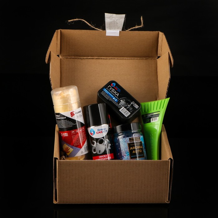 Подарочный бокс "For real man" автонабор для ухода